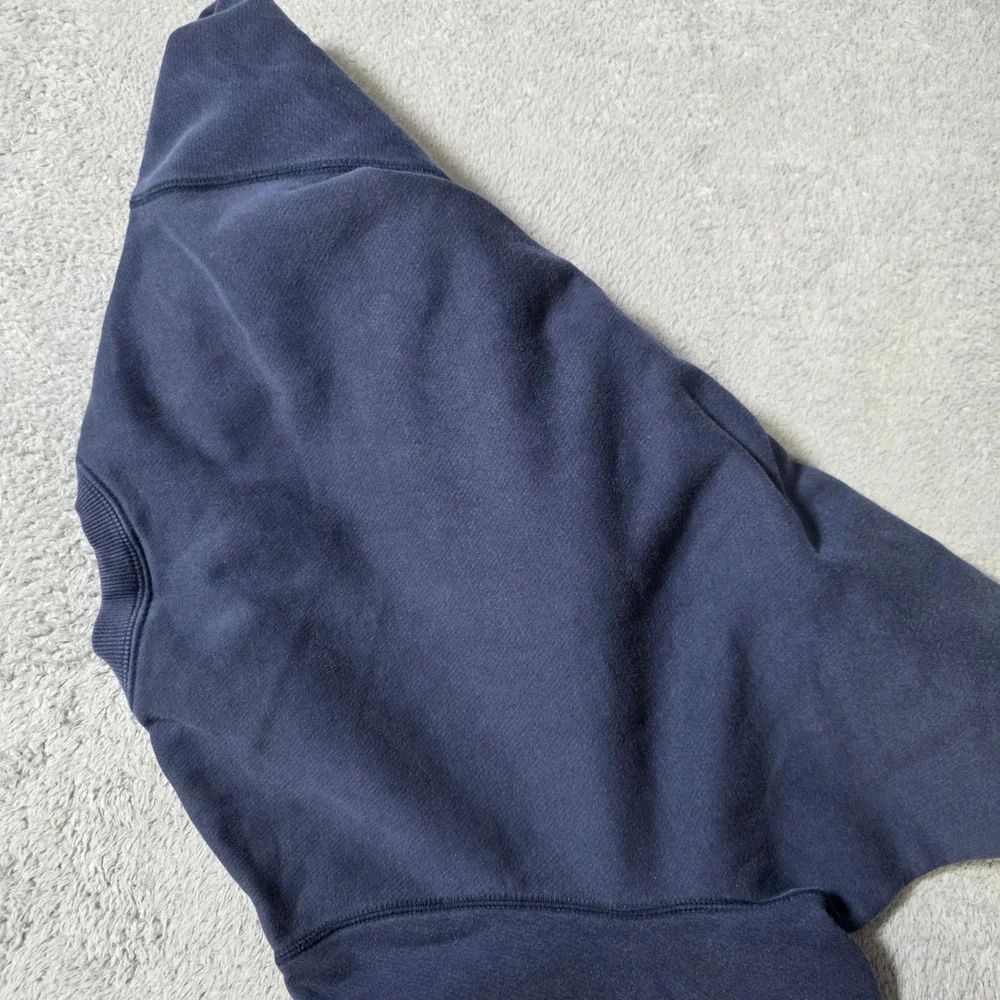 Nike Mens Medium Crewneck Sweatshirt Navy Blue Embroidered Logo Fleece Pullover